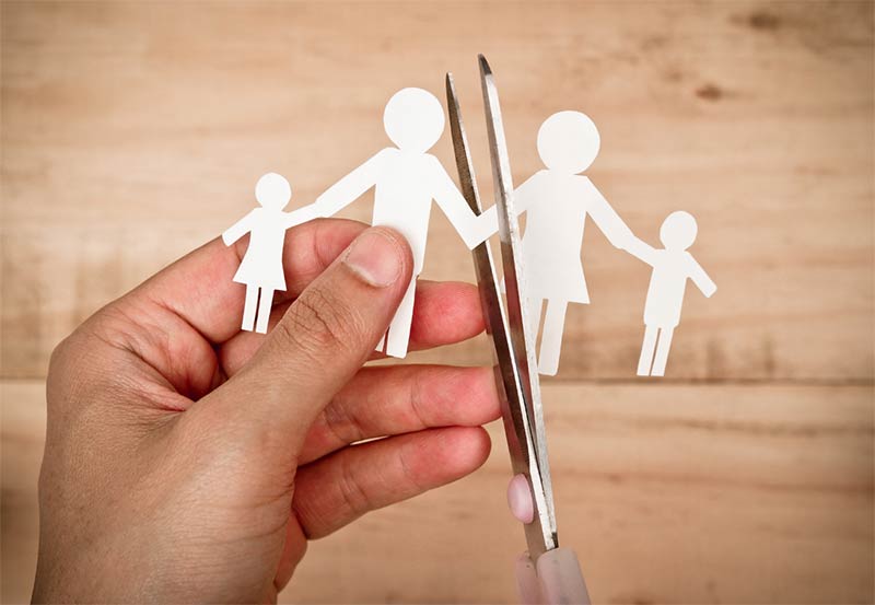 Pais separados: quem pode declarar o filho como dependente no Imposto de Renda?